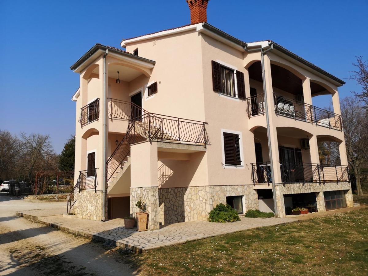 Apartment Poesia Poreč Exteriör bild